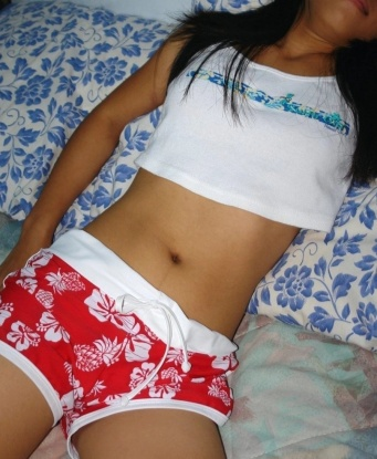 Анкета проститутки Ольга - город Шуани, 20 лет, №12411